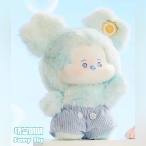 Miniso Disney Mickey Head in the Clouds Plush Keychain - Picture 1 of 5